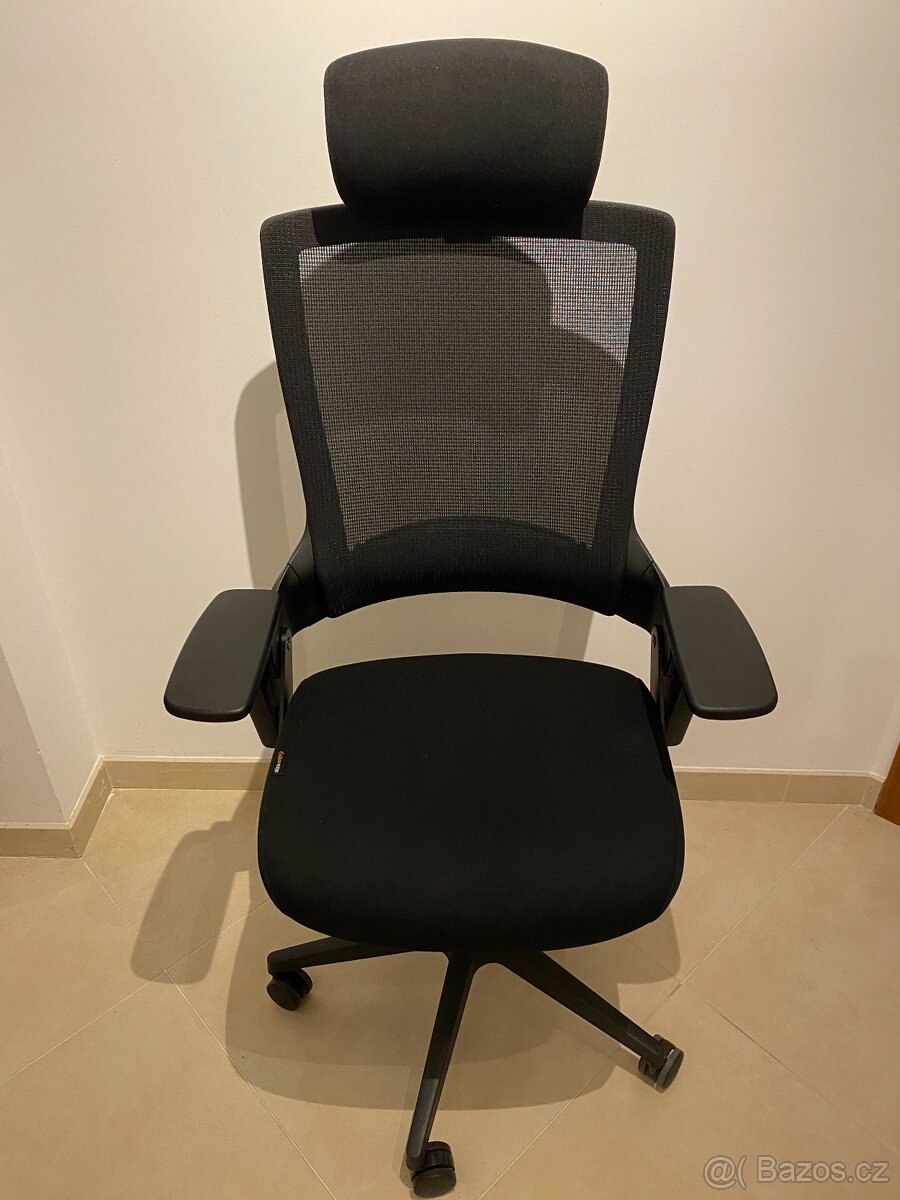 Posledních 6 ks zánovních kancelářských židlí ALZA ERGO