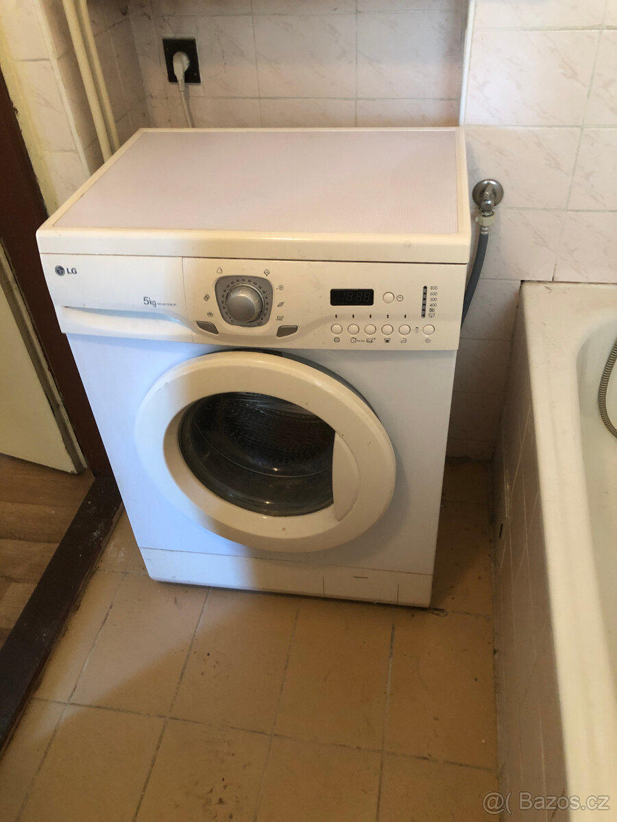 pračka LG ,5kg