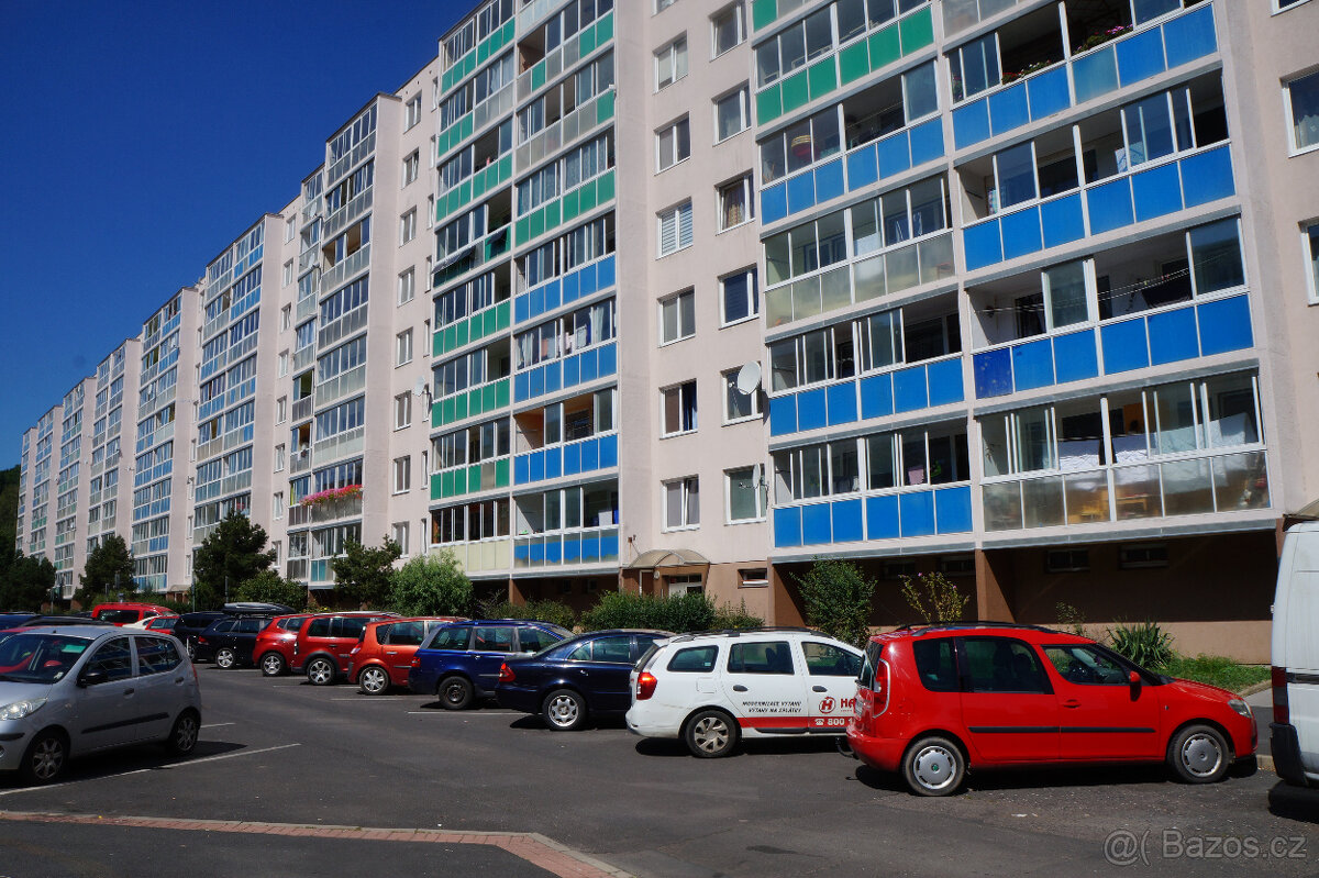 Prodej bytu 3+1 se zaklenou lodžií v Litvínově