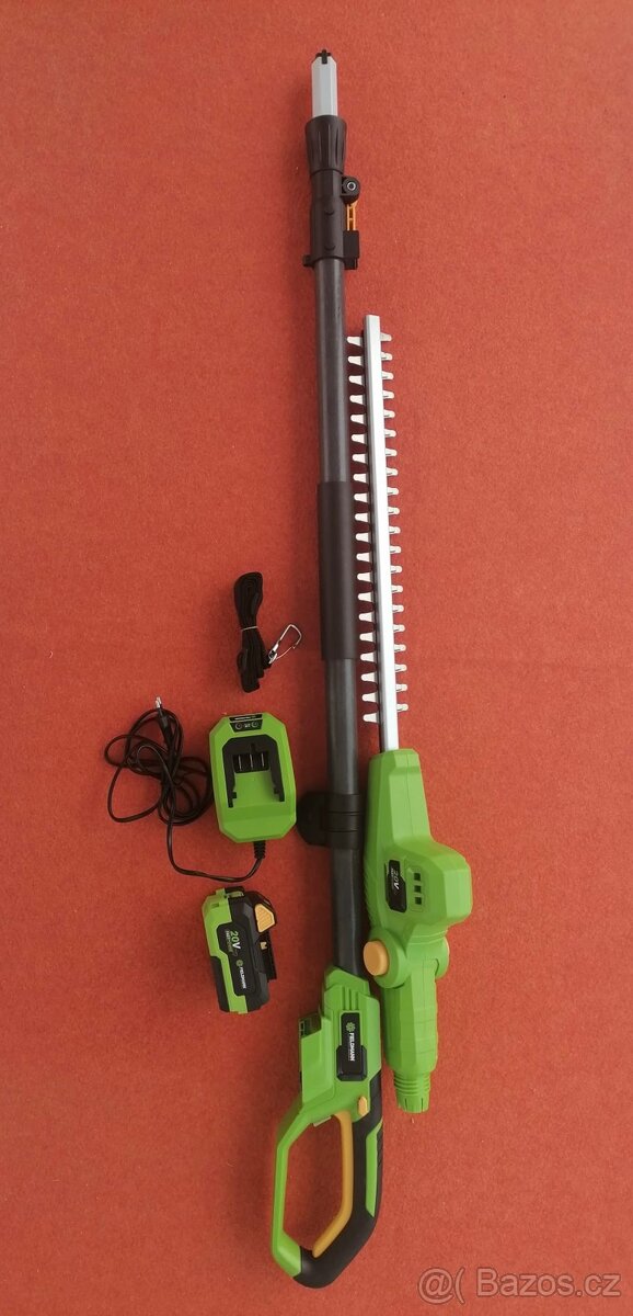 Aku teleskopické nůžky