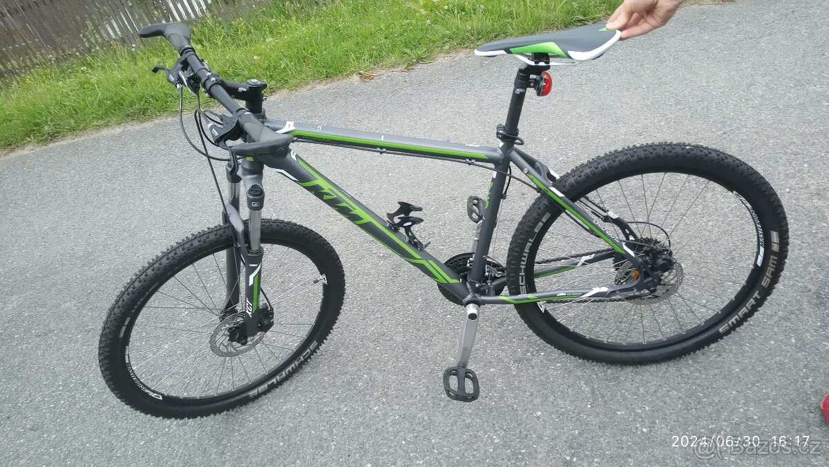 Zachovalé kolo zn.KTM-rám "19",kola "18"