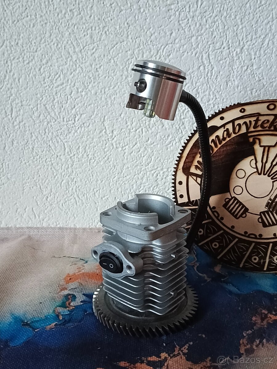 Lampička hlava válce - Autonábytek Kovář