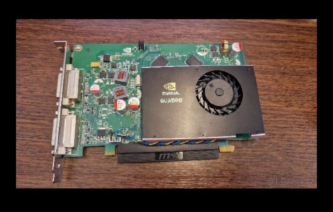 Grafické karty PCI-E plně funkční