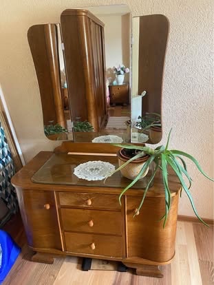 Nábytek do ložnice