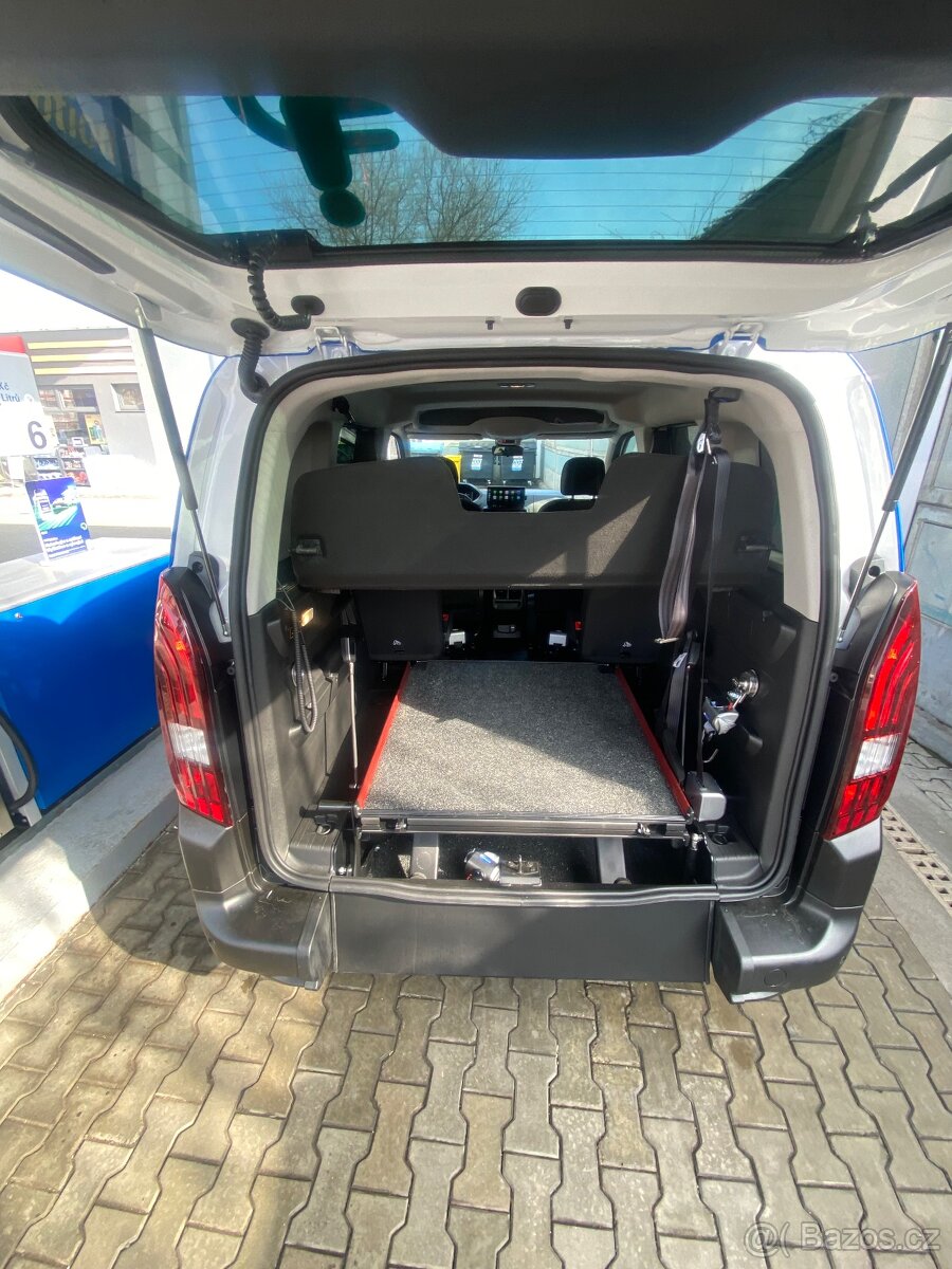 Peugeot Rifter - NOVÉ VÍKO KUFRU