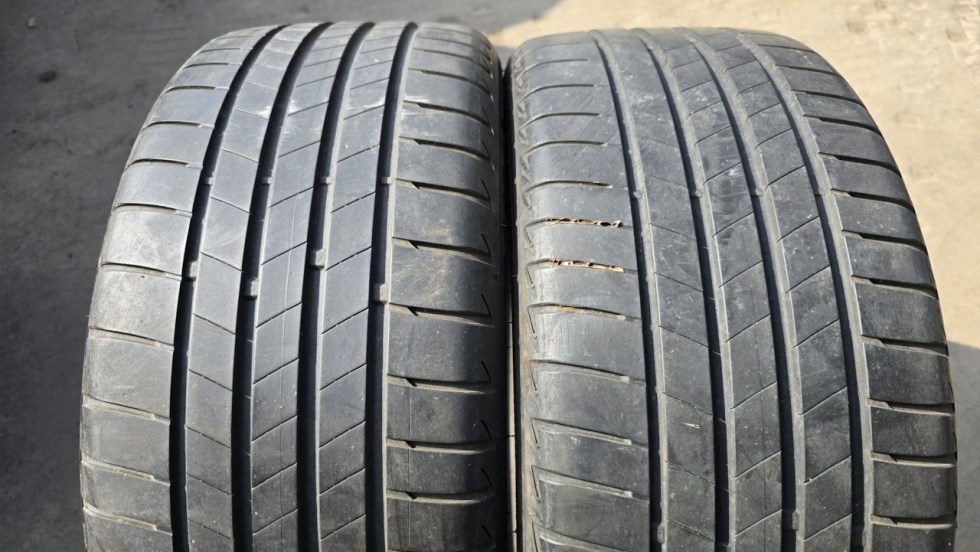 Letní pneu 225/40/18 Bridgestone