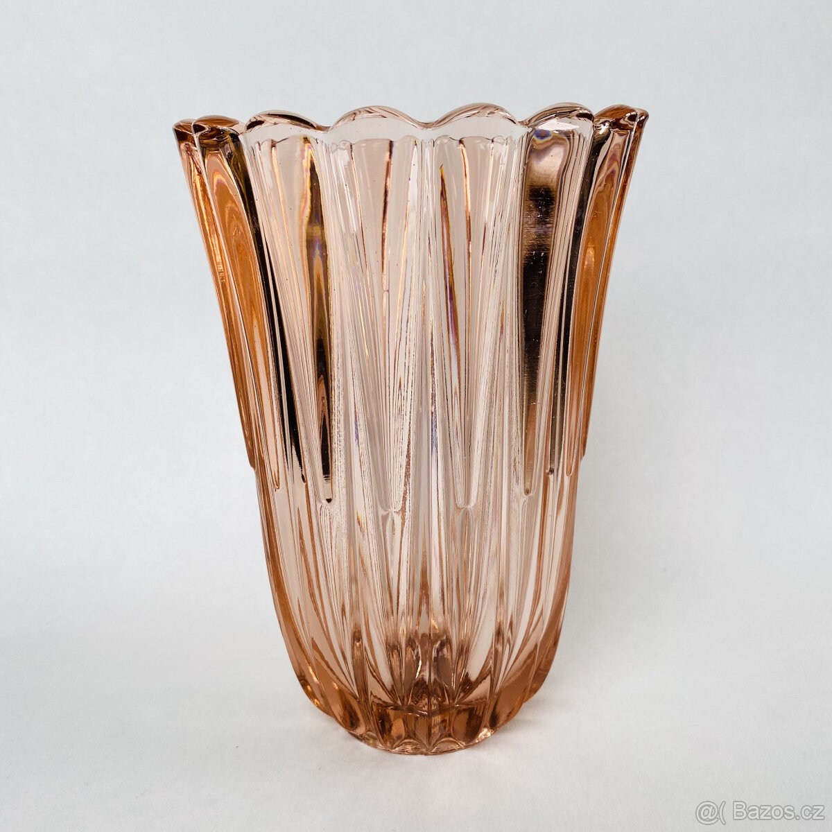 Autorská váza, rosalínové sklo, František Pečený