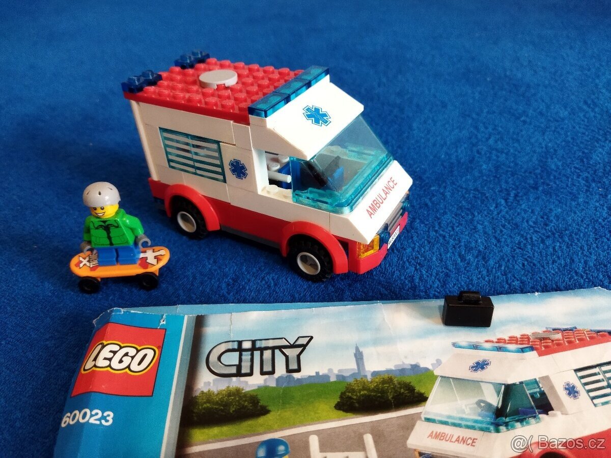 LEGO záchranka auto sanitka