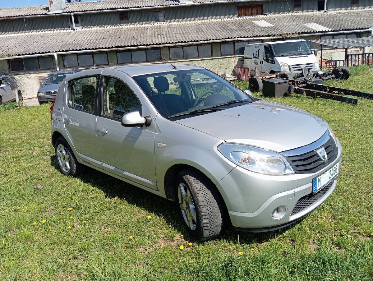 Dacia Sandero rok 08 najeto 149 XXX nová STK