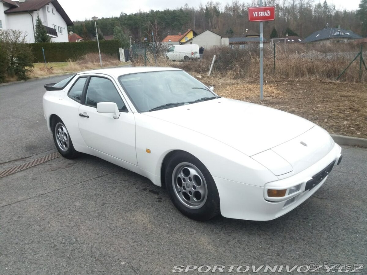Porsche 944 S 16V 1987 EU verze krásné, nájezd jen 117 tkm