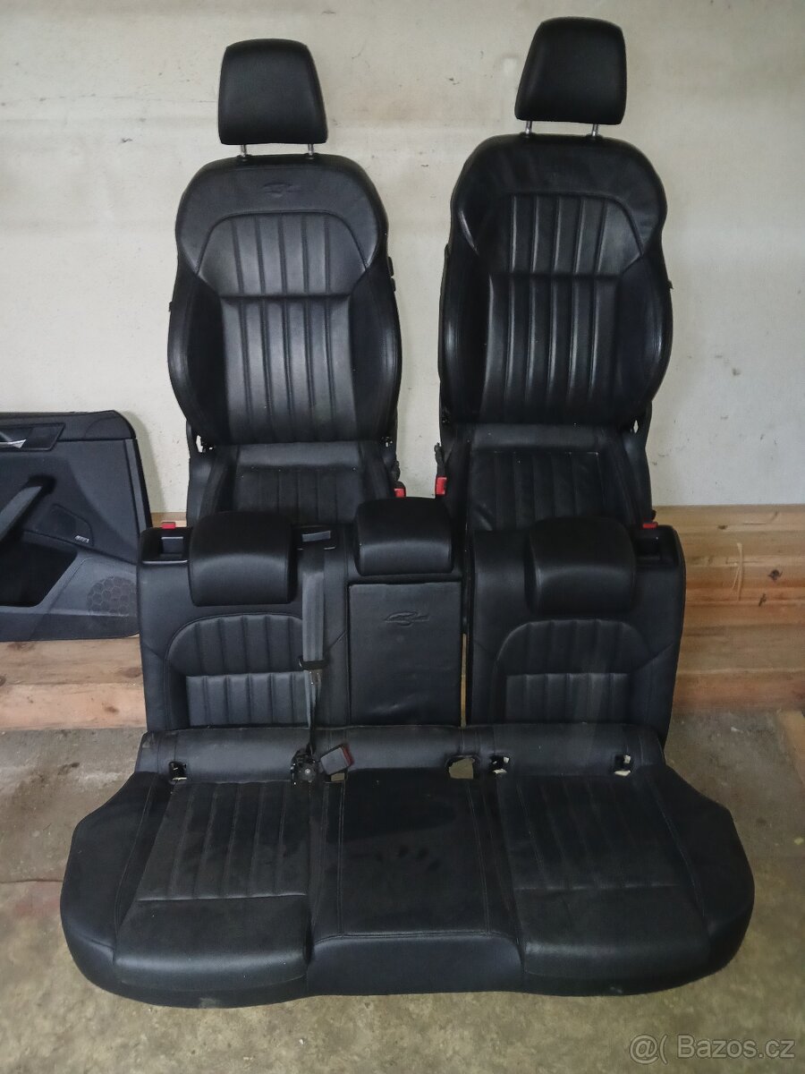 Sedačky Škoda Superb 3 combi Laurin a Klement