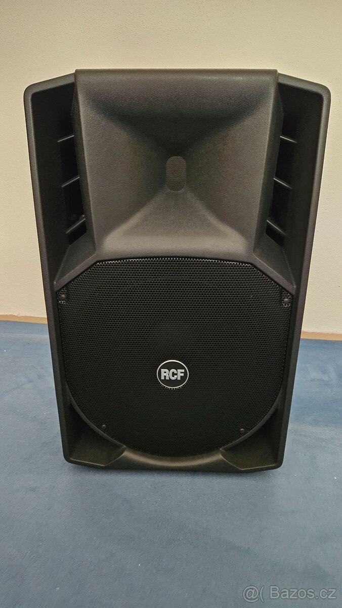 Aktivní reprobox RCF ART-425A