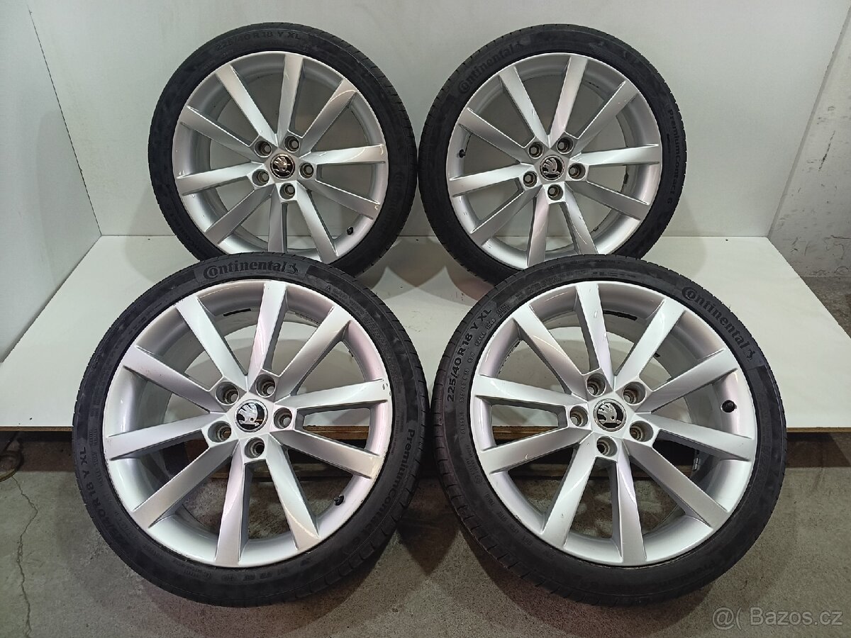 Alu kola Škoda 5x112 R18 ET51 pneu 225/40/18/