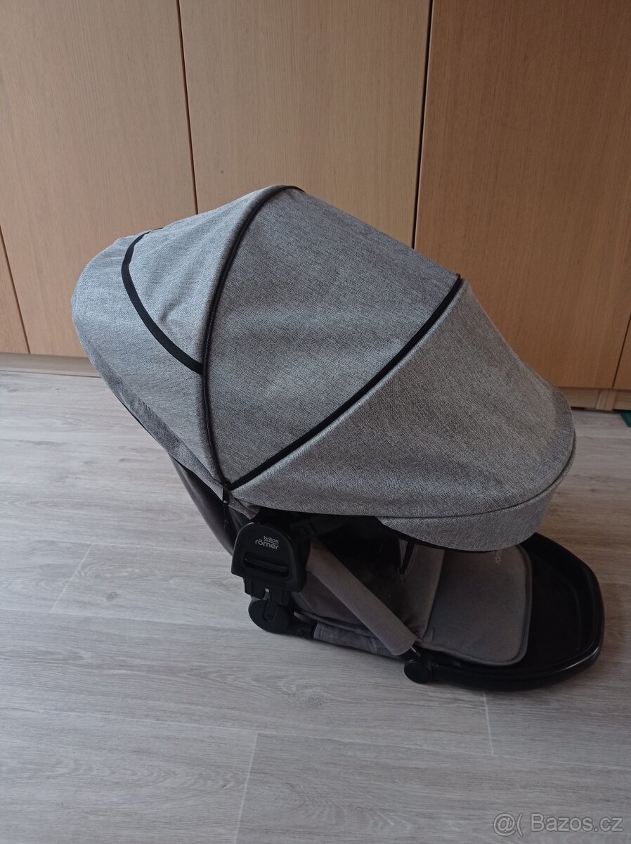 Výprodej Stříška na Britax smille 3, nová k odeslání