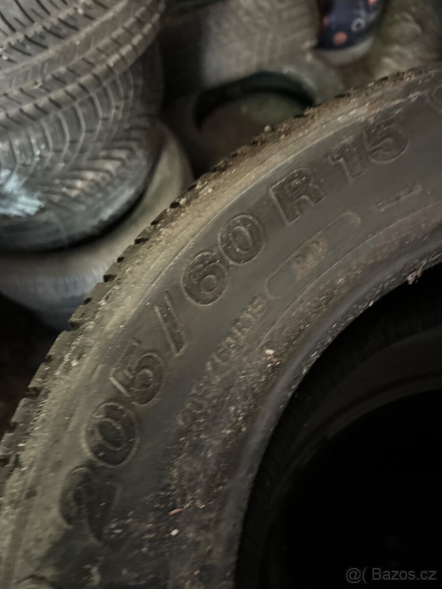 Letni pneu 205/60R15 2xkleber