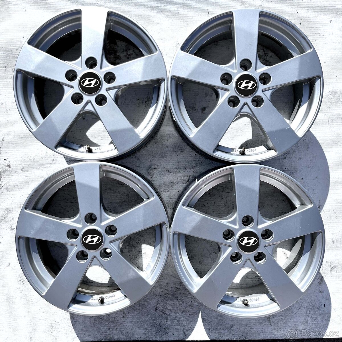 ALU HYUNDAI I30 I45 IX20 IX35 KONA 16" 5x114,3