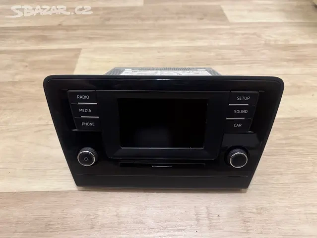 SWING autoradio pro škoda rapid