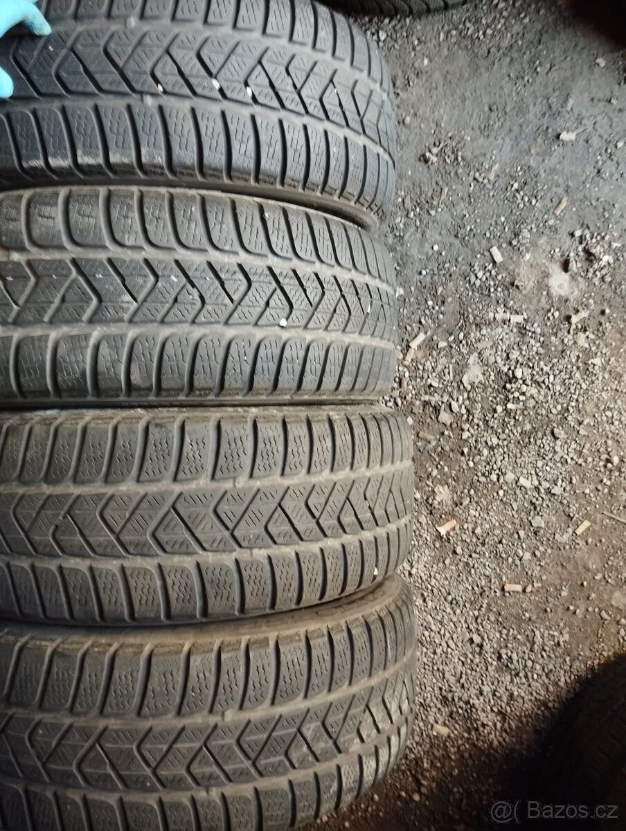 205/45/17 88v Pirelli - zimní pneu 4ks