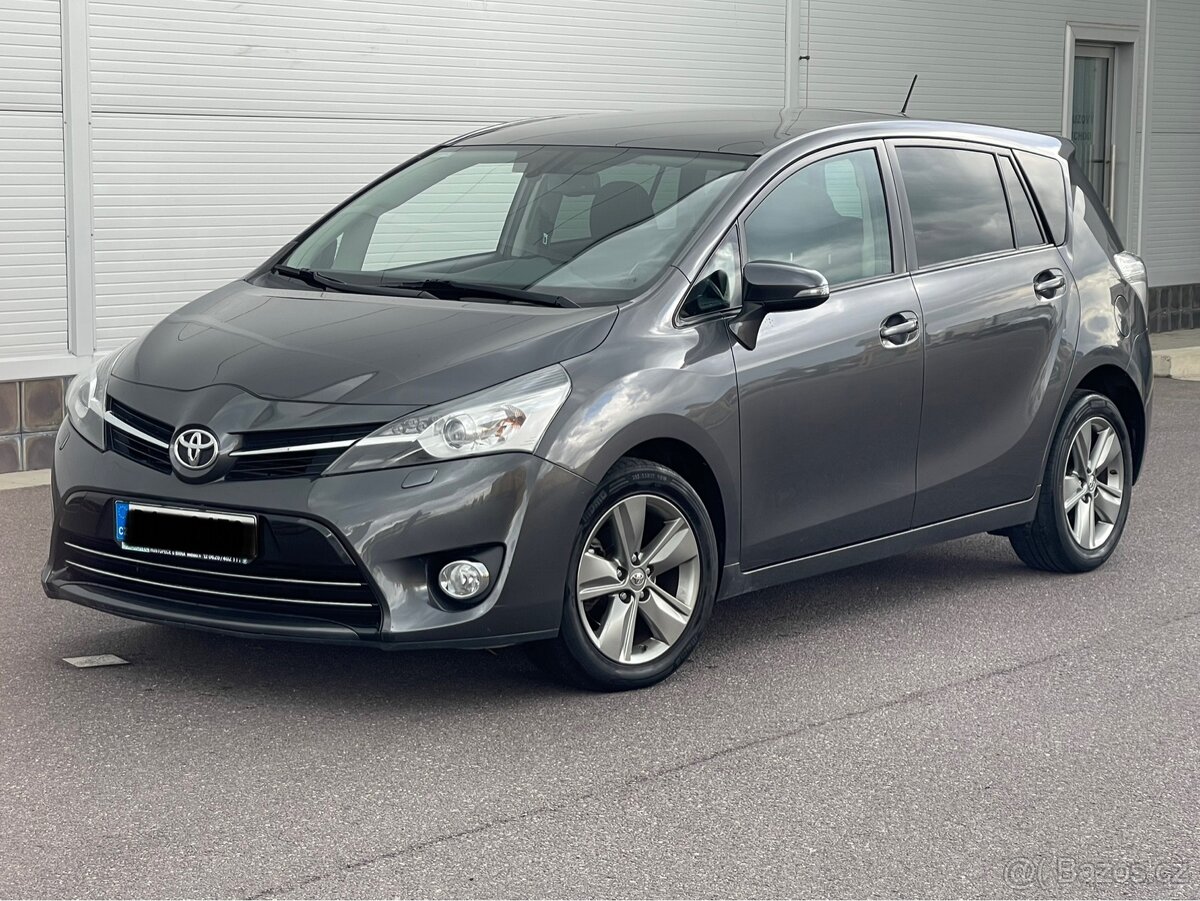 Toyota Verso 2014 1.6D4D 7 míst, servis Toyota,