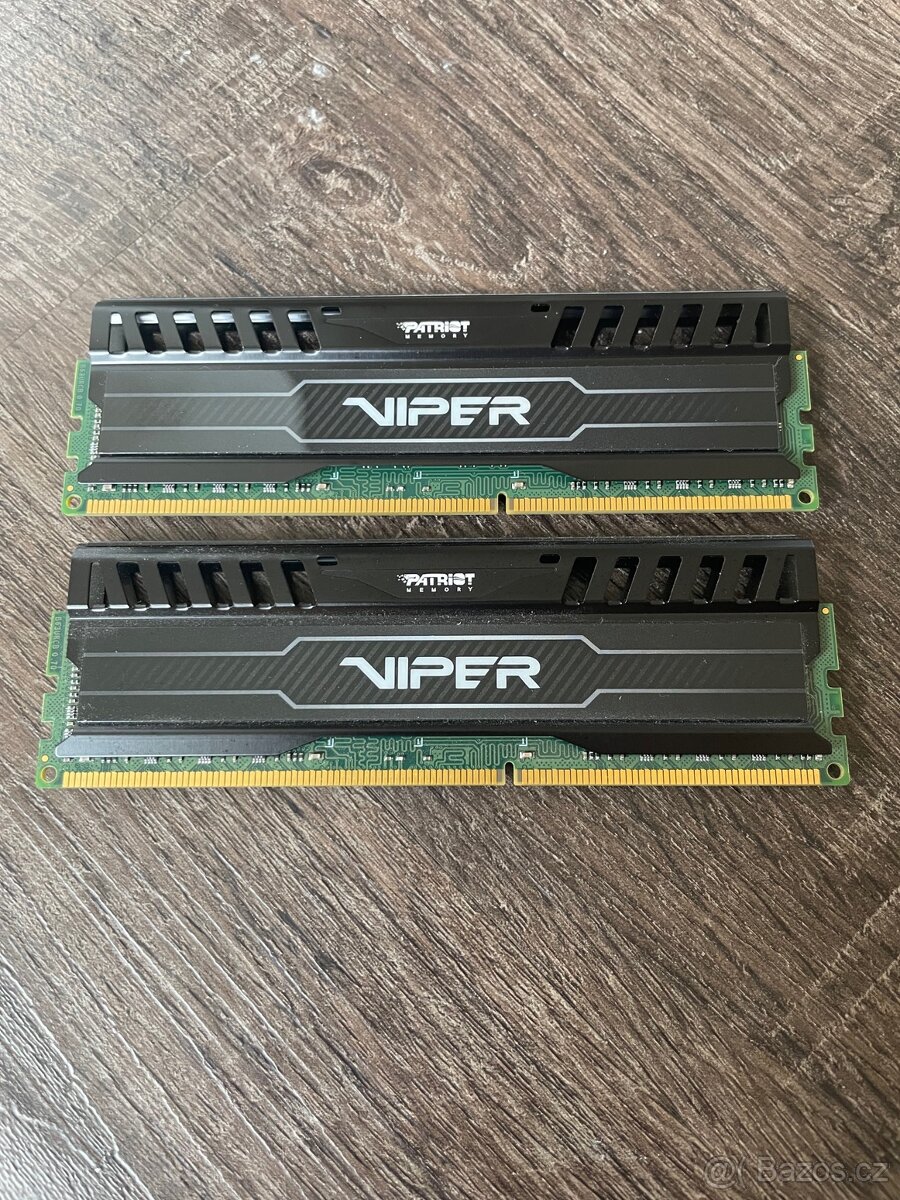 Operační paměť (2x 8GB)