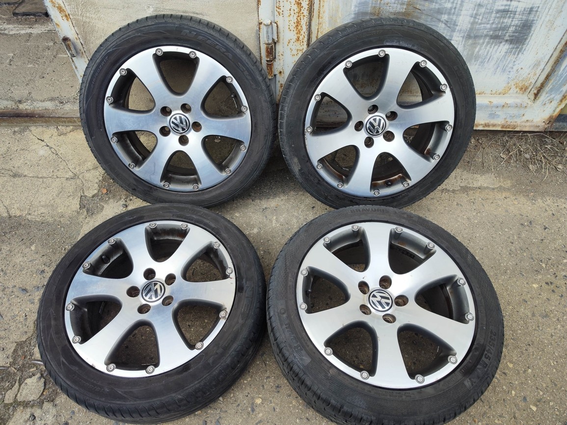 17"alu sada 5x112 origo VW Touran Cross 215/50/17 235/45/17