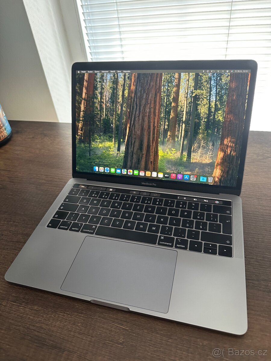 Apple MacBook Pro 13” (2019) s Touch Barem