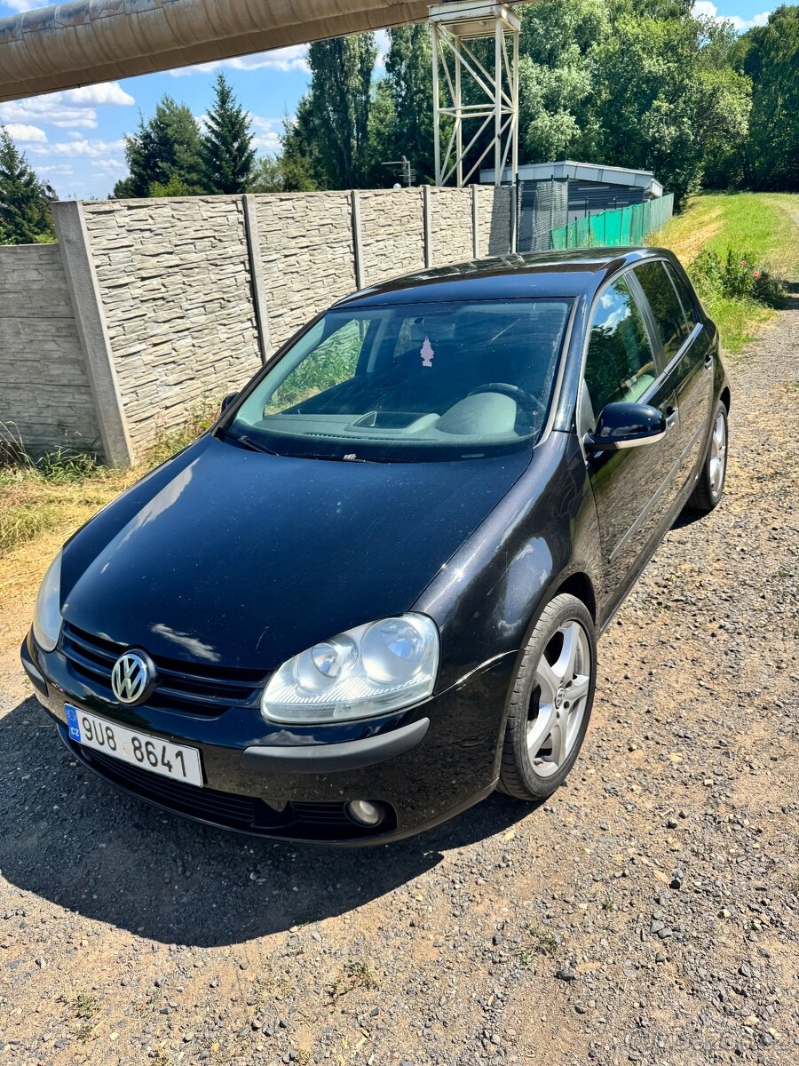 Prodám Golf 5 1.4 55kw r.v. 2006