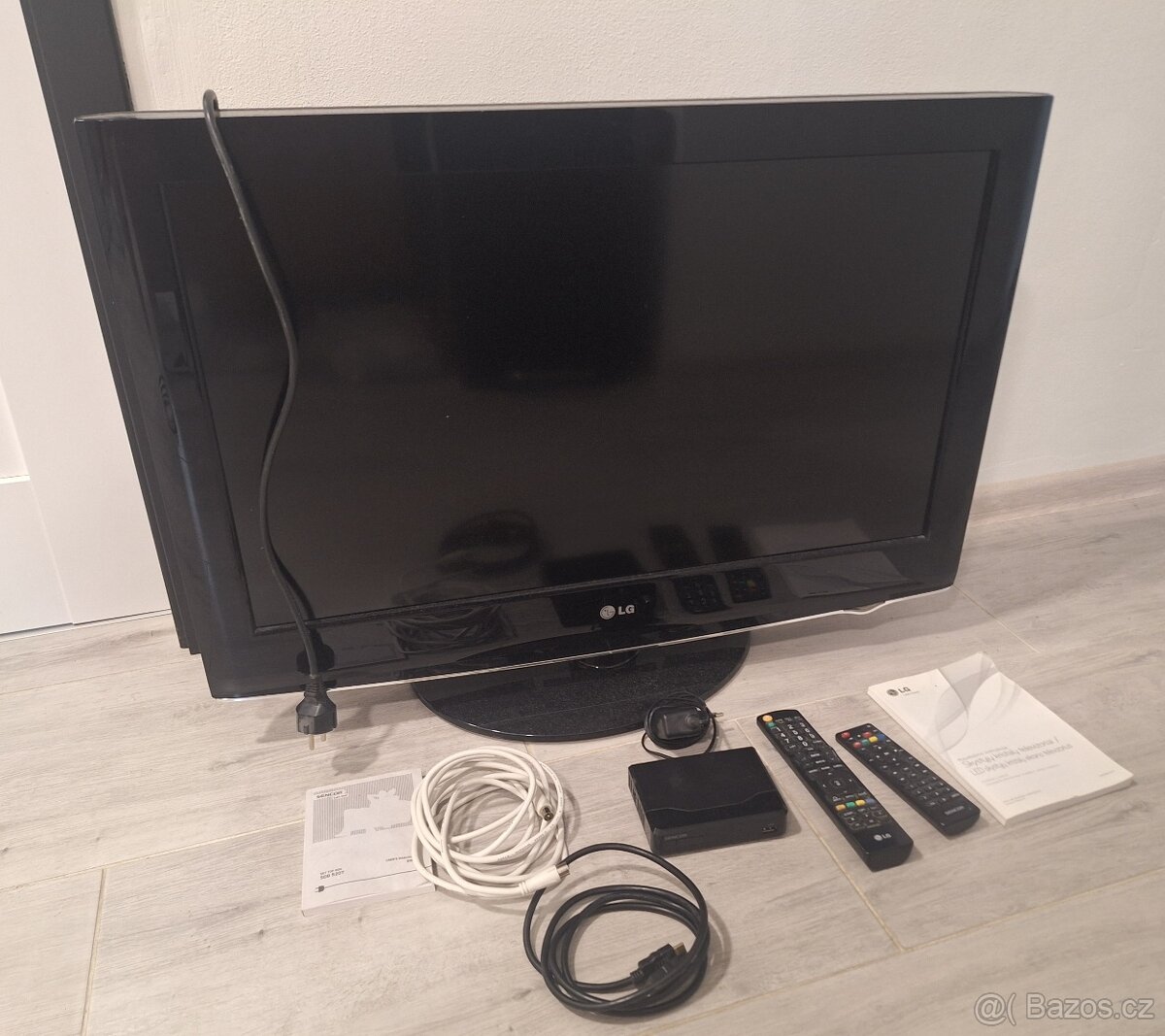Prodám televizi LG+set top box