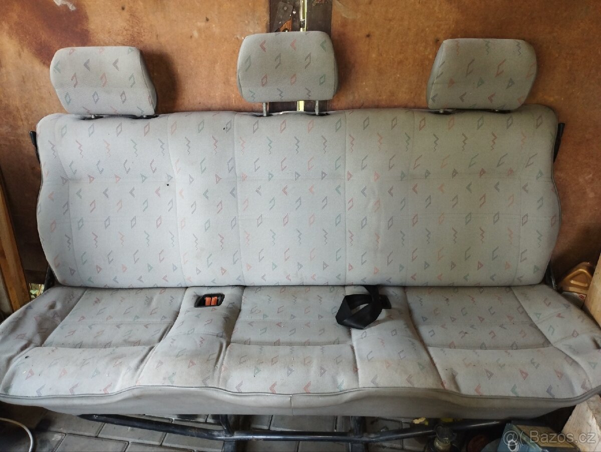 Trojsedacka na VW transporter T4