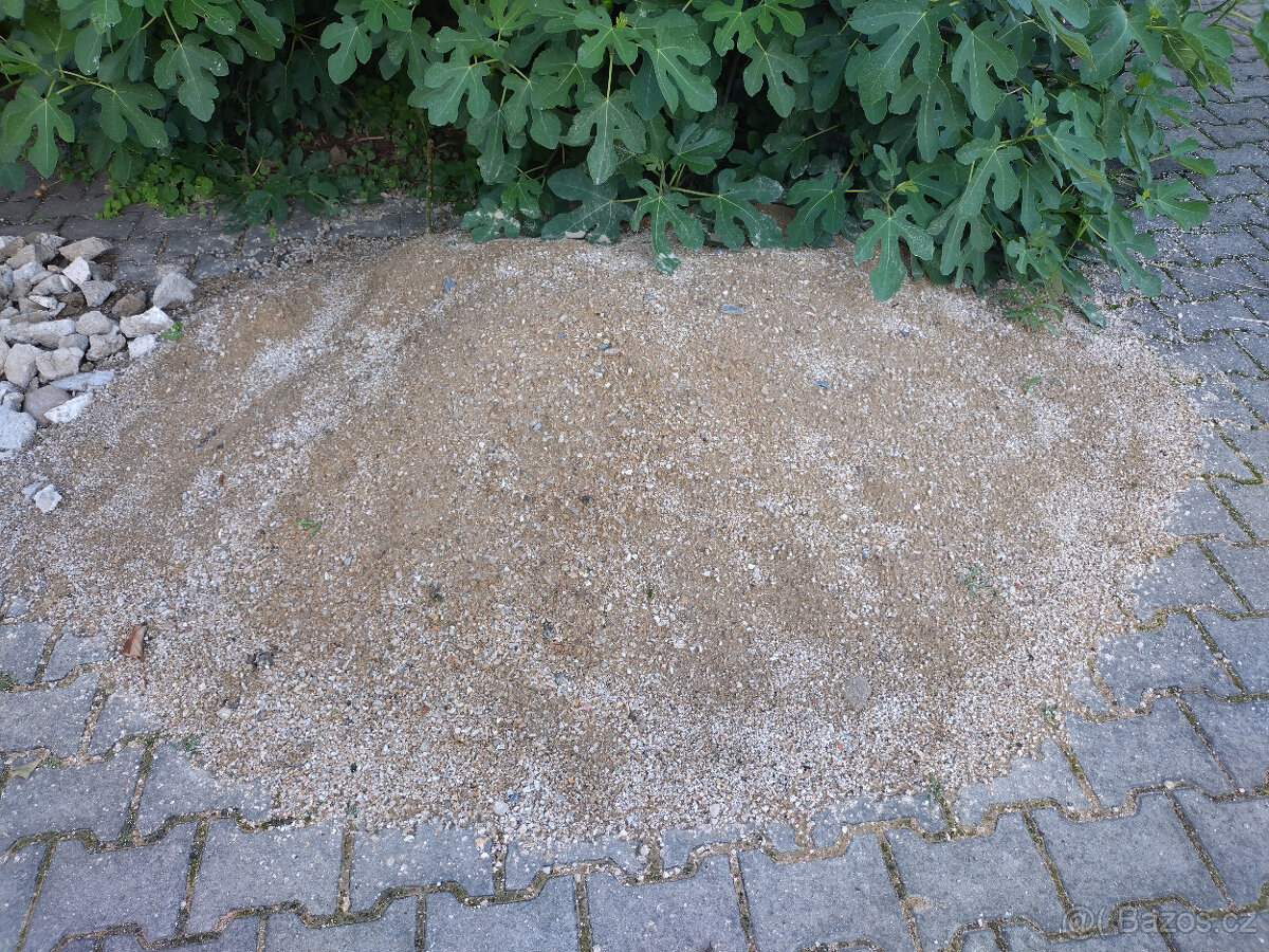 Písek