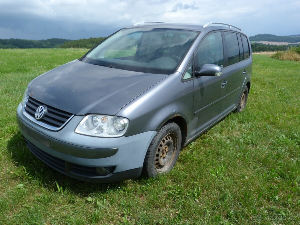 Volkswagen Touran 2006 NAHRADNI DILY