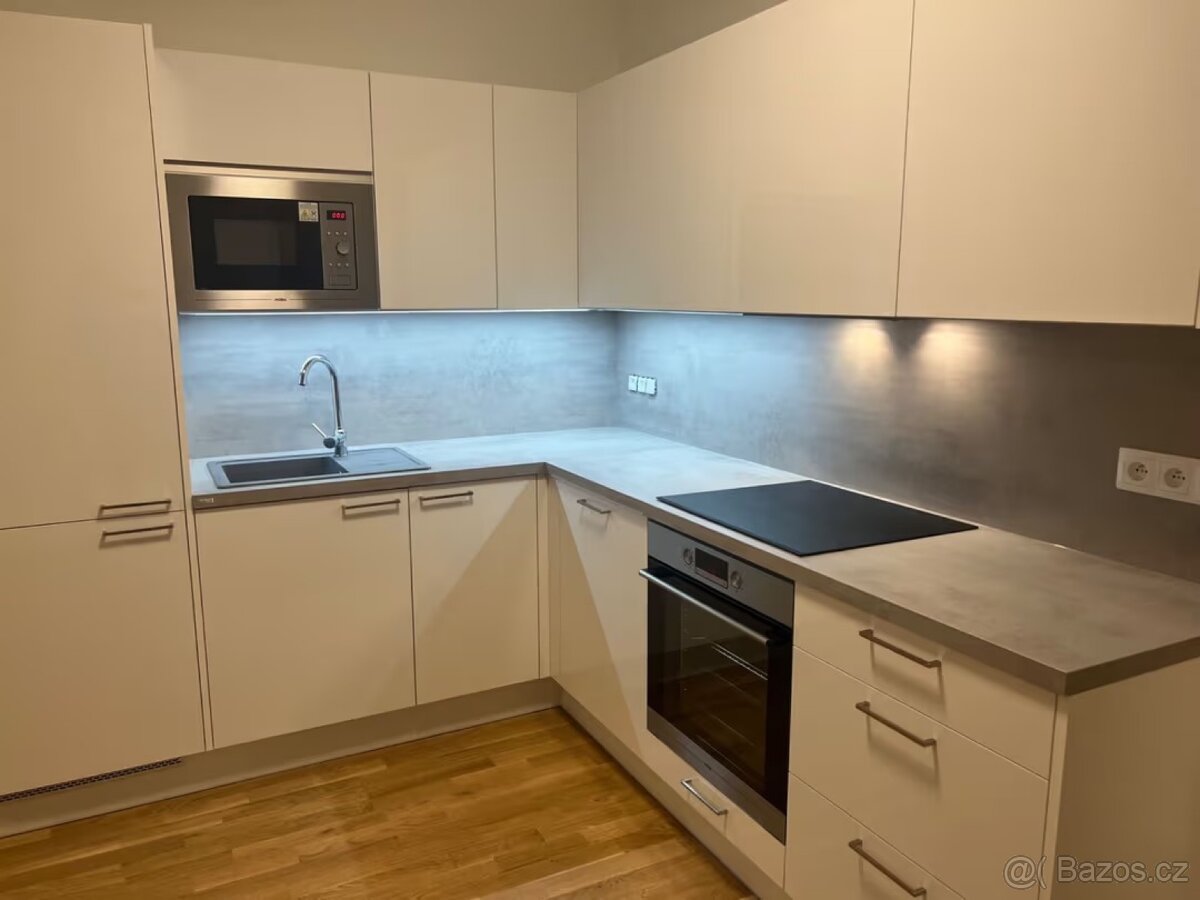 Pronájem 2+kk, 66 m², Vysočany ( Projekt Vivus)