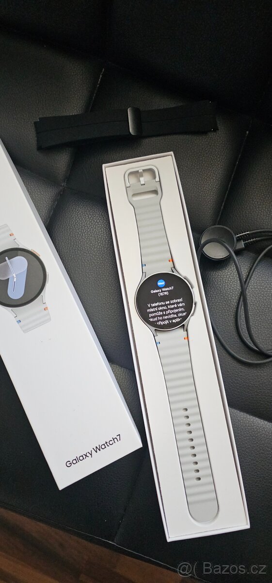 Samsung Galaxy Watch 7 44mm - záruka do 14.7.2026