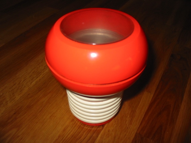 elektrický mlýnek na kávu