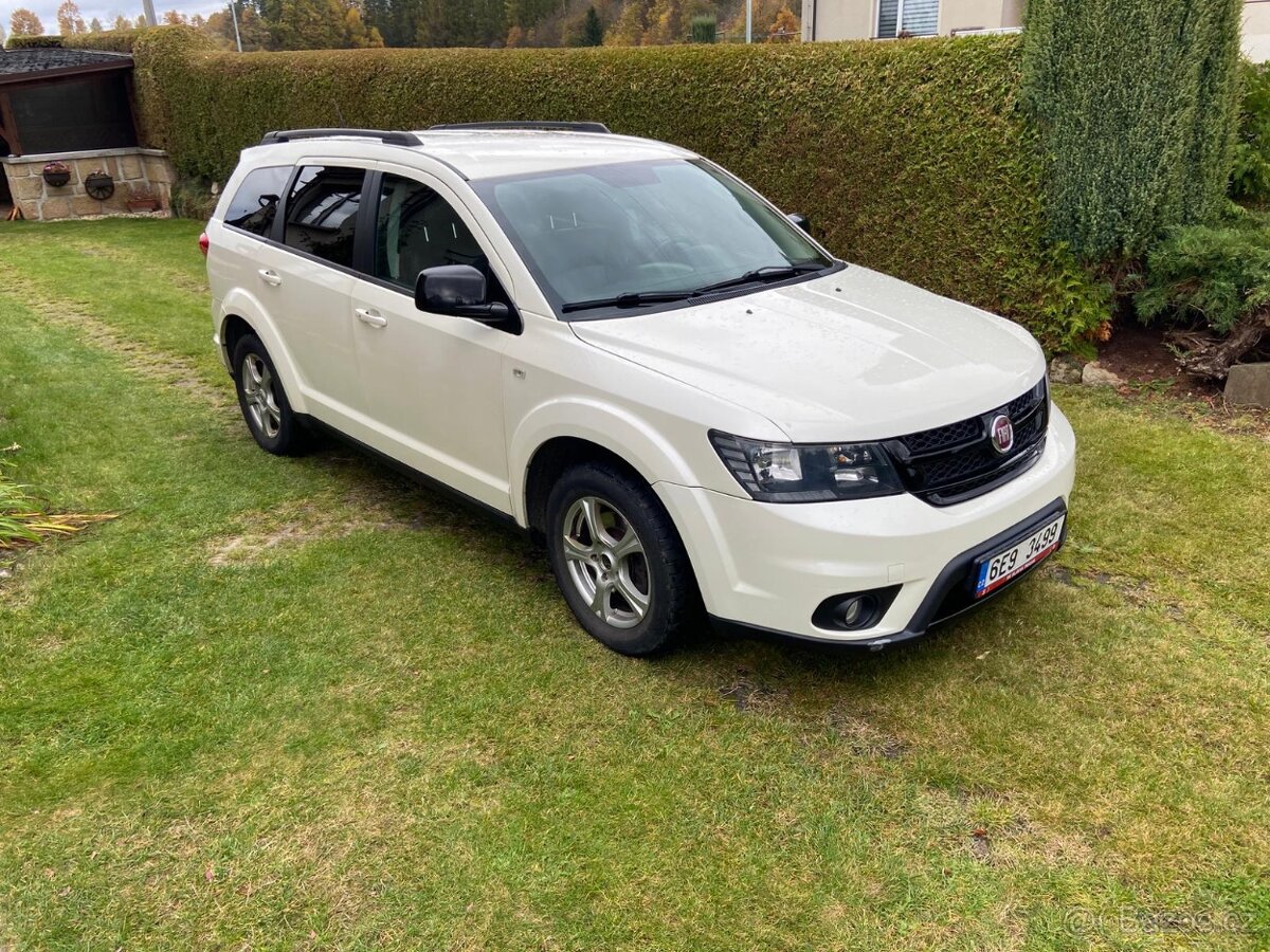 Fiat Freemont 2.0 MultiJet 125 kW 4×4 AUTOMAT – Black Code