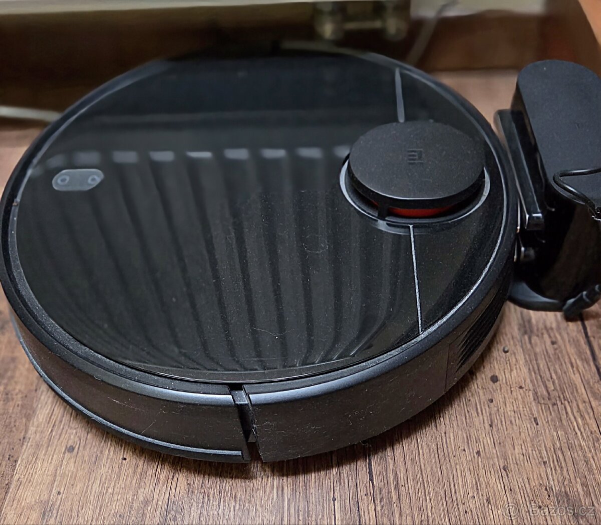 PRODÁM ROBOTICKÝ Mi VYSAVAČ Robot Vacuum Mop P