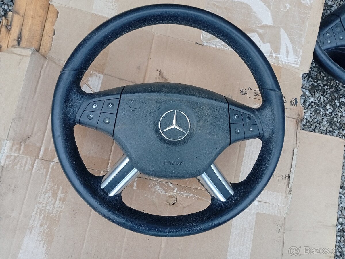 MERCEDES BENZ ML W164 RV 2005-2009 VOLANT KOŽENÝ PĚKNÝ