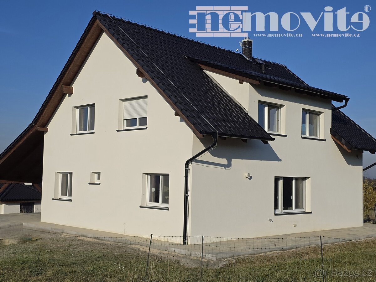 Exkluzivně nabízíme na pronájem rodinného domu v obci Svinař