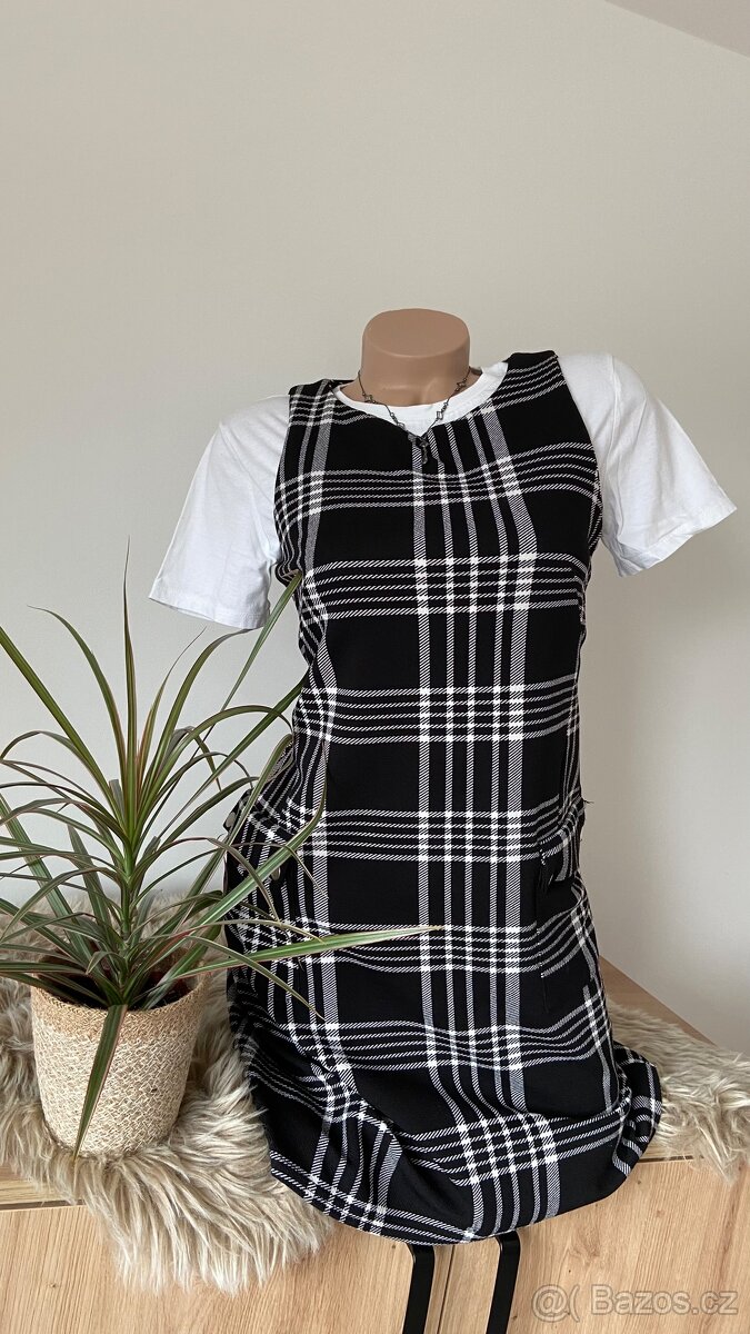 Dámské kostkované šaty Atmosphere vel.38