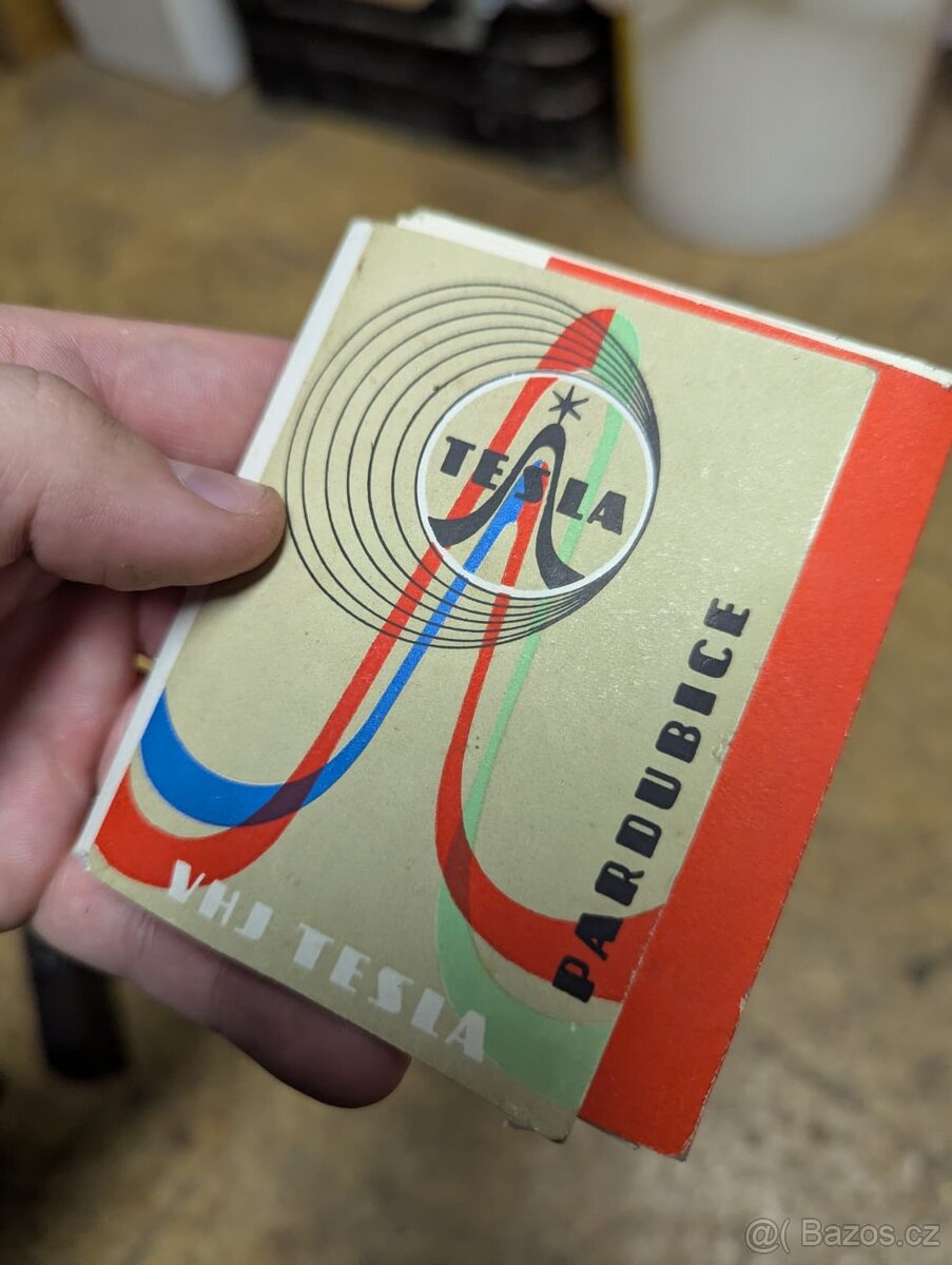 Staré kartičky Tesly
