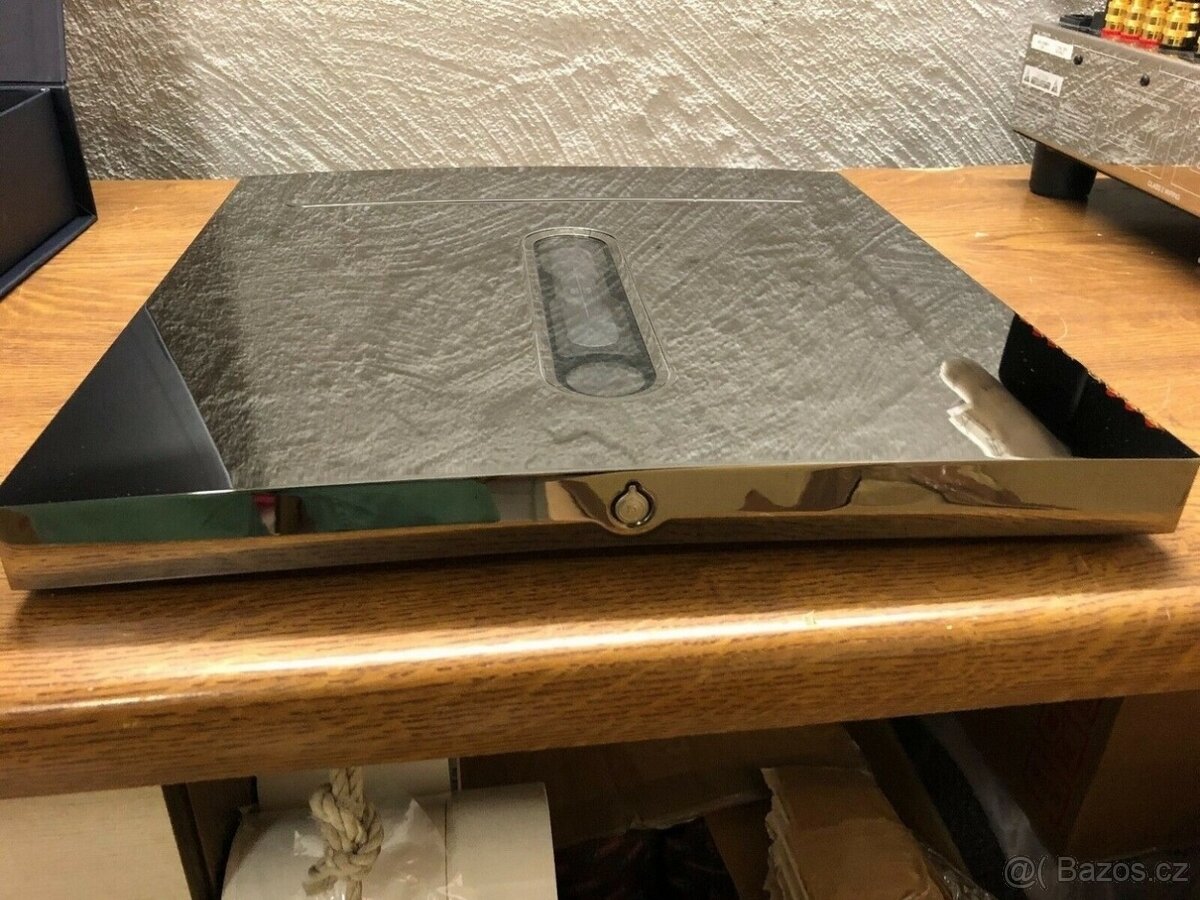 Devialet Expert 250 Pro High-End integrovaný zesilovač + Str