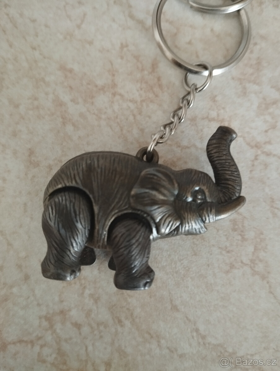 Přívěsek na klíče, kabelku, slon kovový