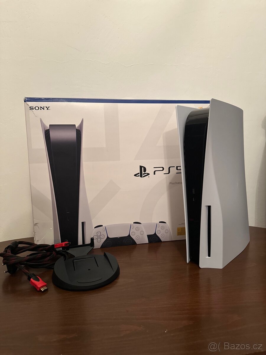 Sony PlayStation 5 z mehanichka