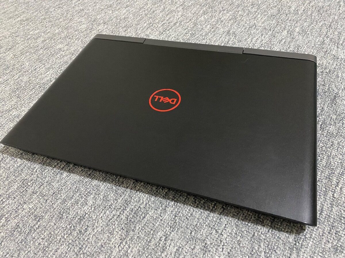 herní notebook Dell G5 15 5587