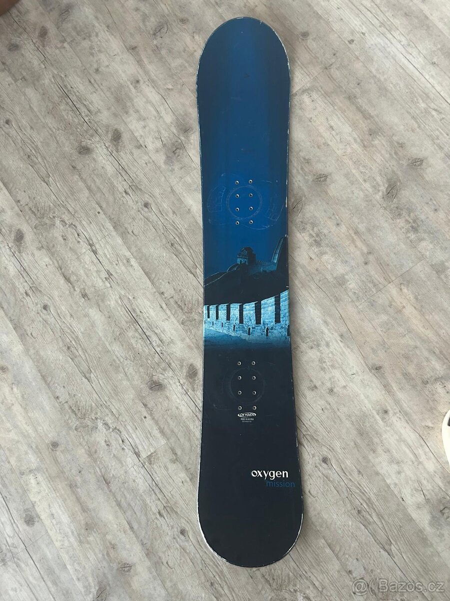 Snowboard, vel 153 cm