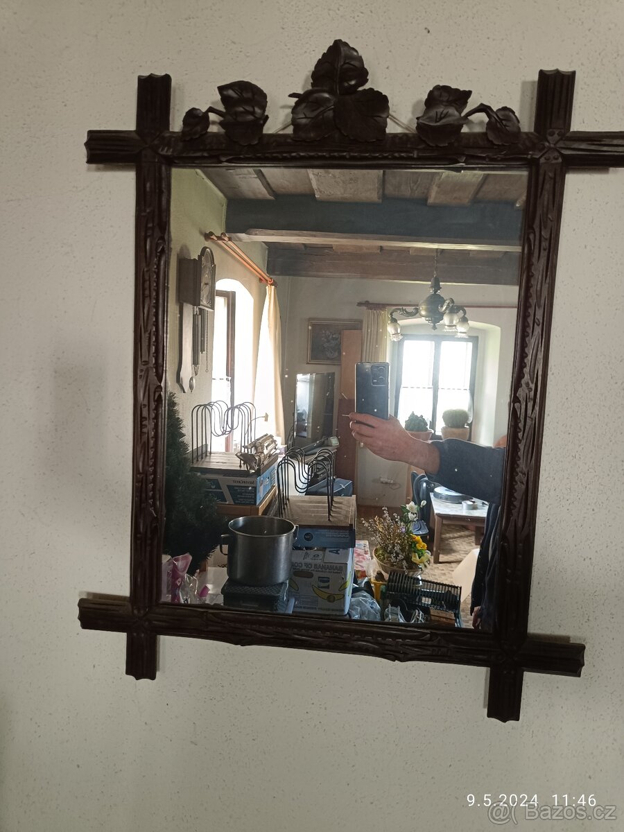 Prodám starožitné zrcadlo