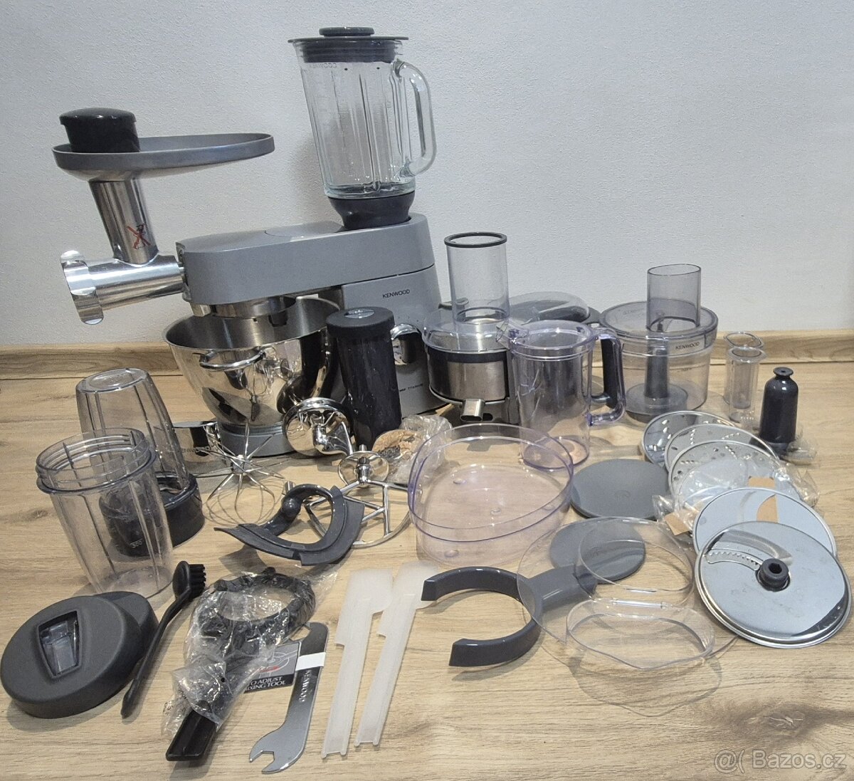 Kenwood Chef Titanium, celokovový