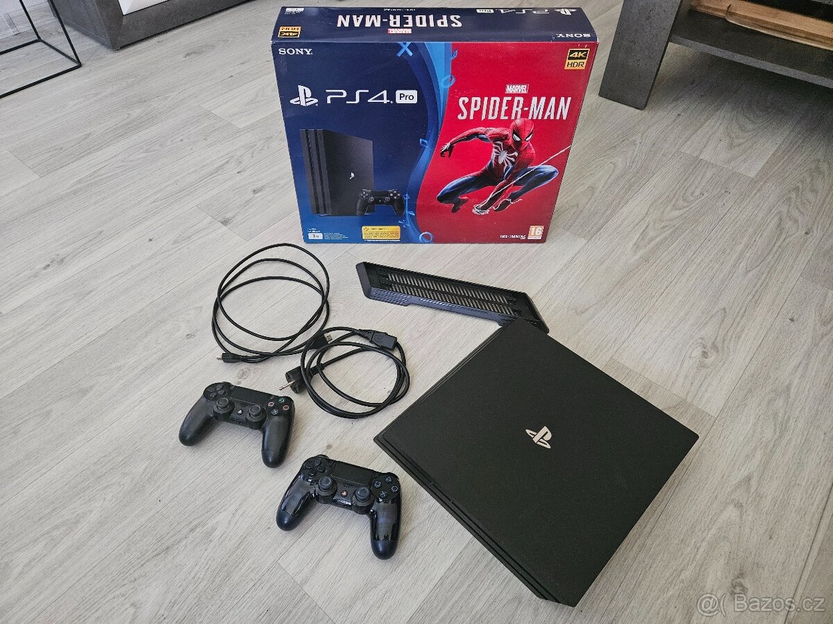 Prodej PS4 Pro v originální krabici