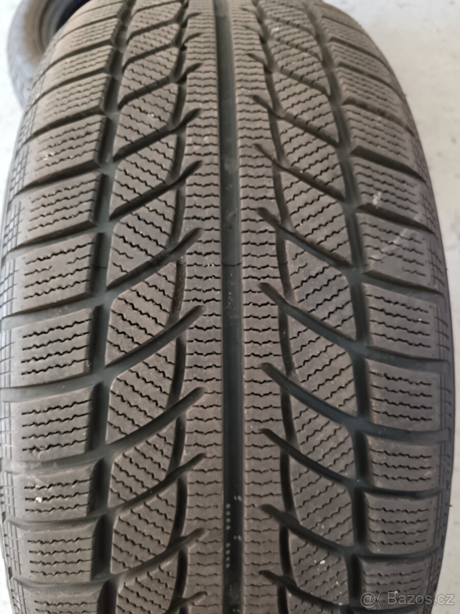 Zimní pneu 225/50 R18 2ks