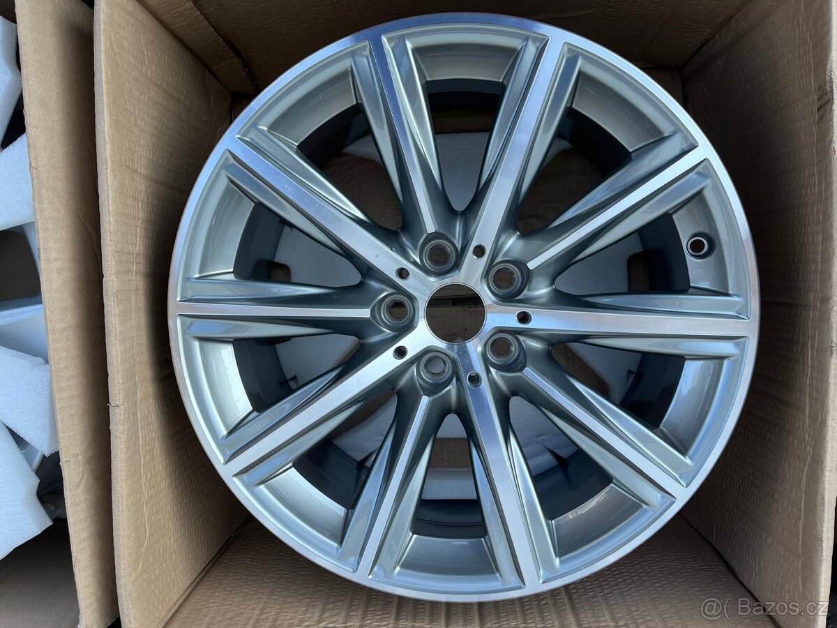 BMW 5 G30 G31 6 G32 ALU disk 18” NOVÝ originál